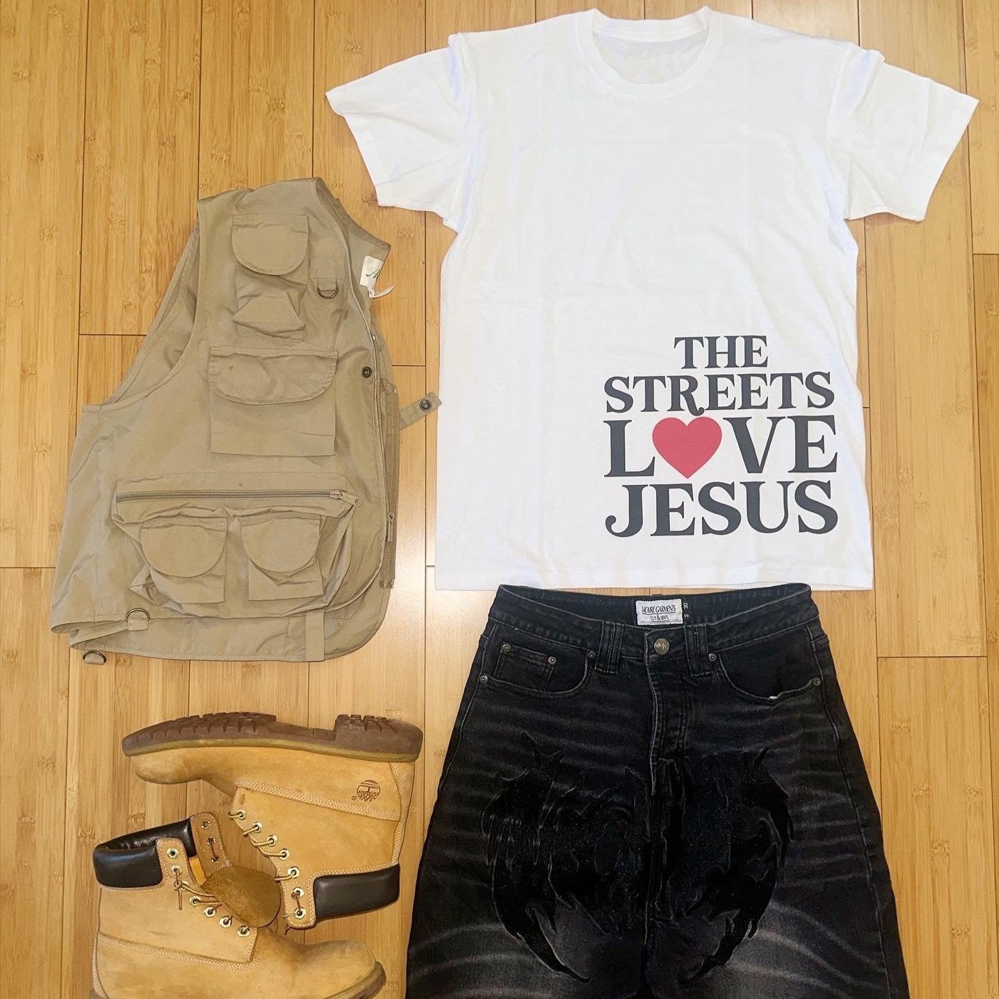 The Streets Love Jesus  Lightweight Tee